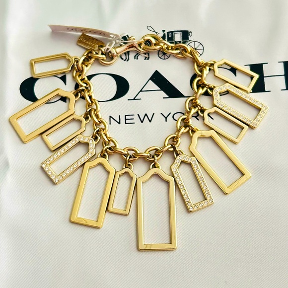 RARE Coach Charm Bracelet - Picture 15 of 16